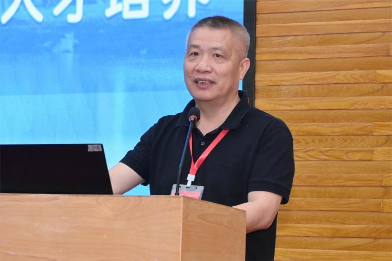 主旨发言 钟书能 主旨发言 钟书能